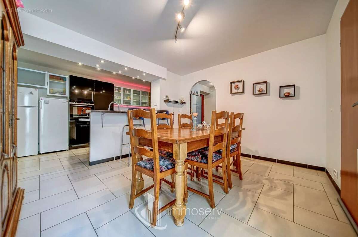 Appartement à VITRY-SUR-ORNE