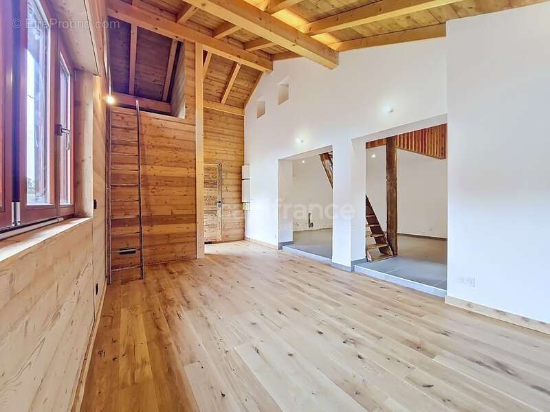 Appartement à LES CONTAMINES-MONTJOIE