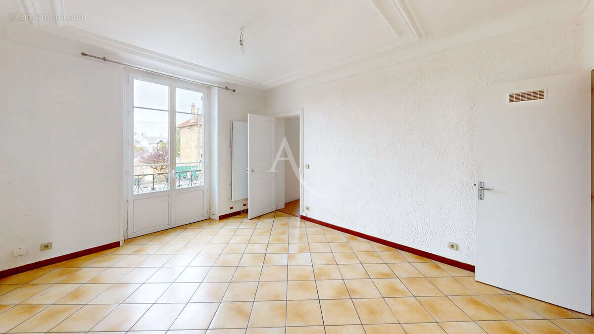 Appartement à SACLAY