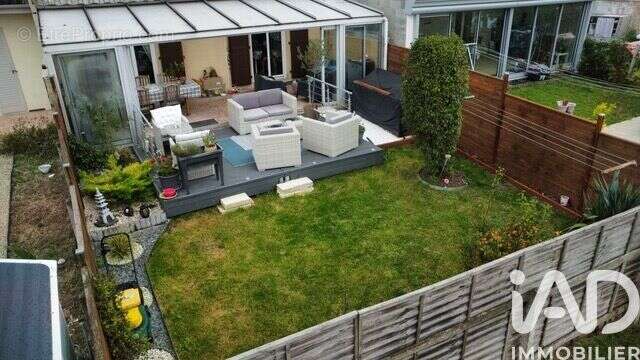 Photo 2 - Maison à SAINT-AY