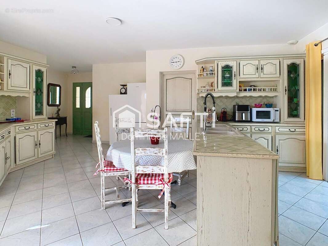 Photo 6 - Maison à BELLEGARDE