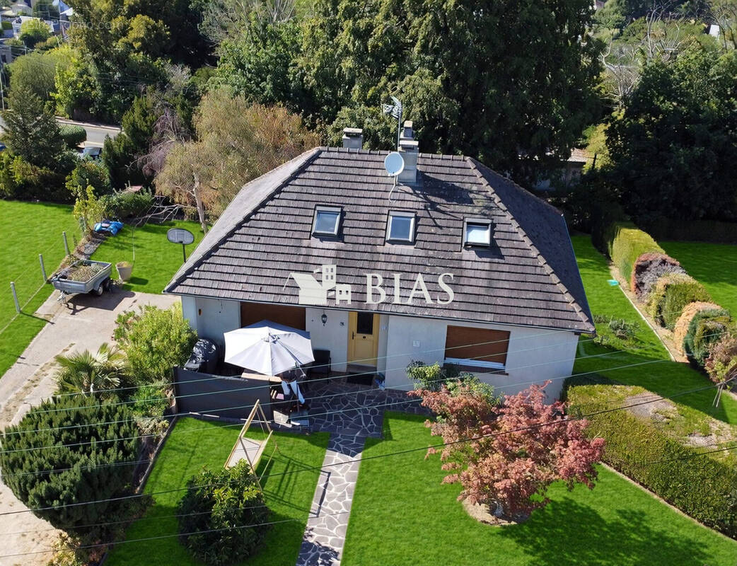 Maison à BERNAY