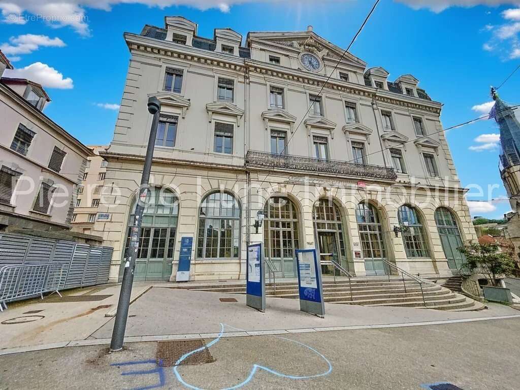 Appartement à LYON-5E