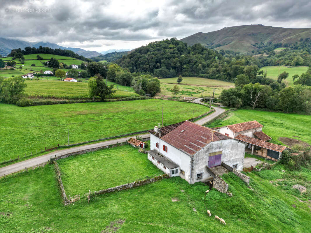 Maison à SAINT-JEAN-PIED-DE-PORT