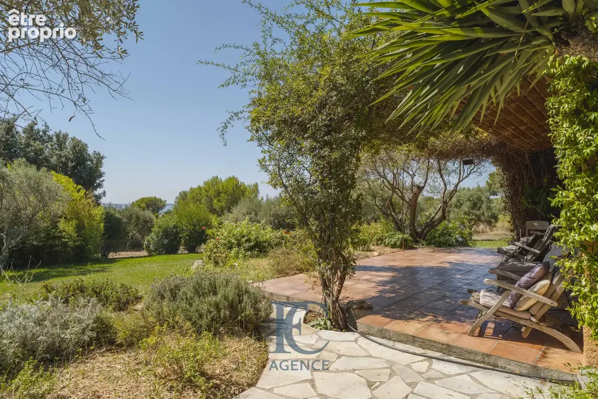 Propriété 10 pièces de 308 m2 au calme, vue mer - photo 11