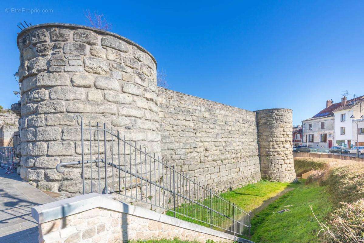 Appartement à BEAUMONT-SUR-OISE