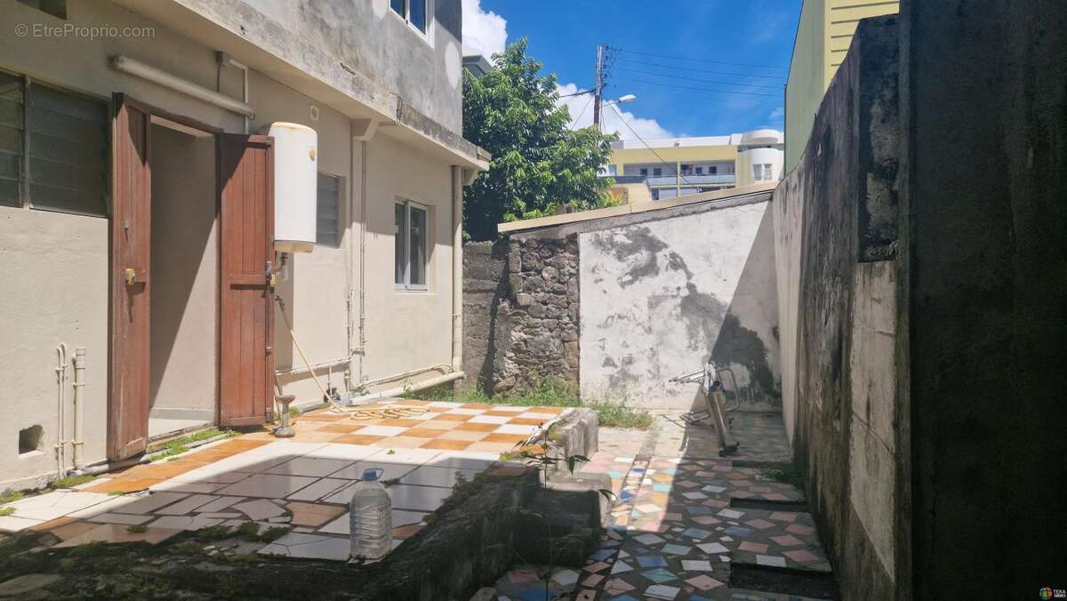 Maison à SAINT-DENIS