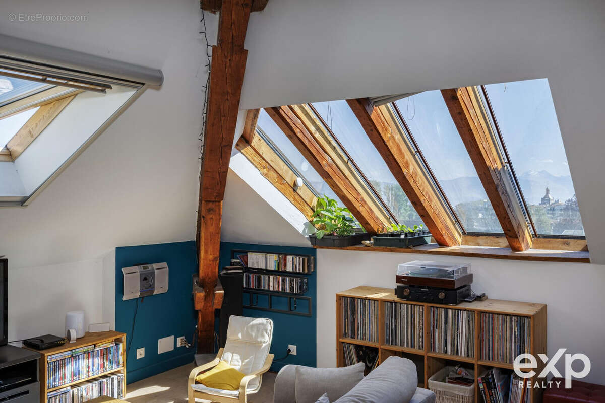 Appartement à EVIAN-LES-BAINS