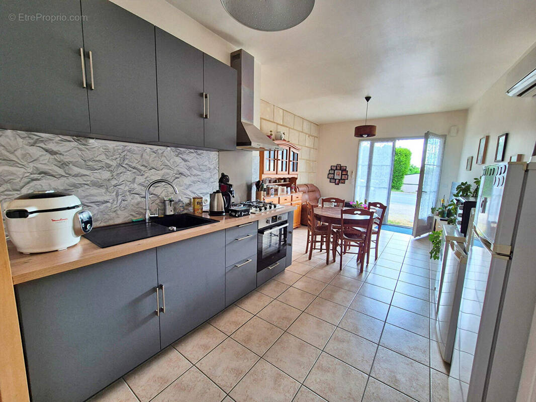 Appartement à BRISSAC-QUINCE