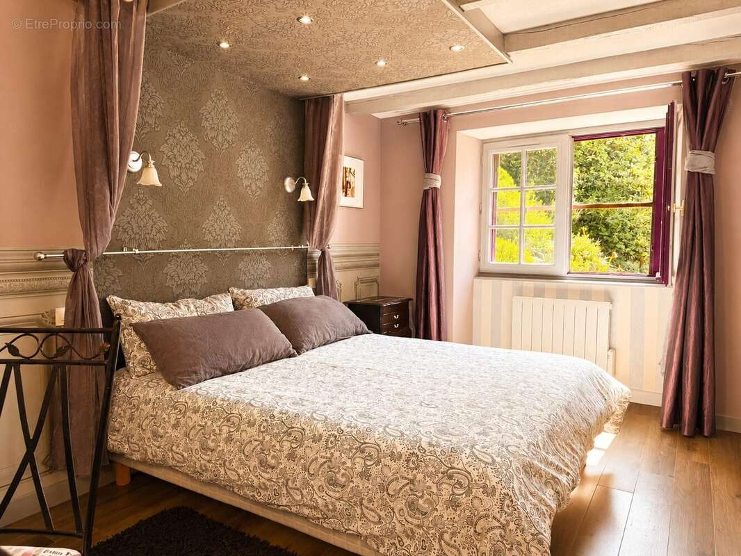 Maison 164 m² à Noyal-Muzillac  - photo 7