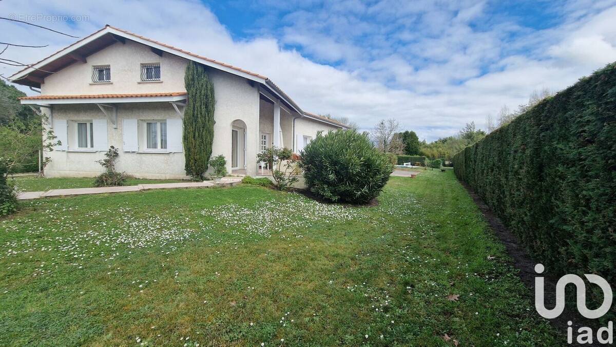 Photo 1 - Maison à PAREMPUYRE