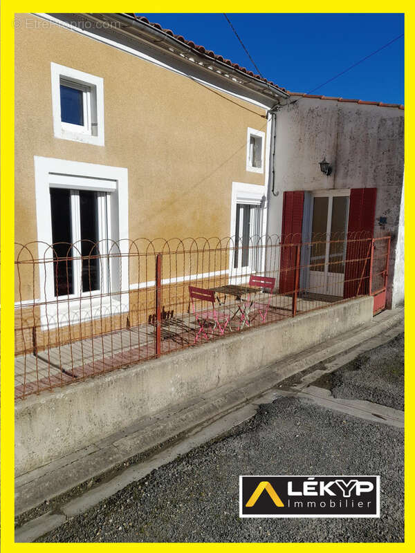 Maison à Massac (17490) - photo 3