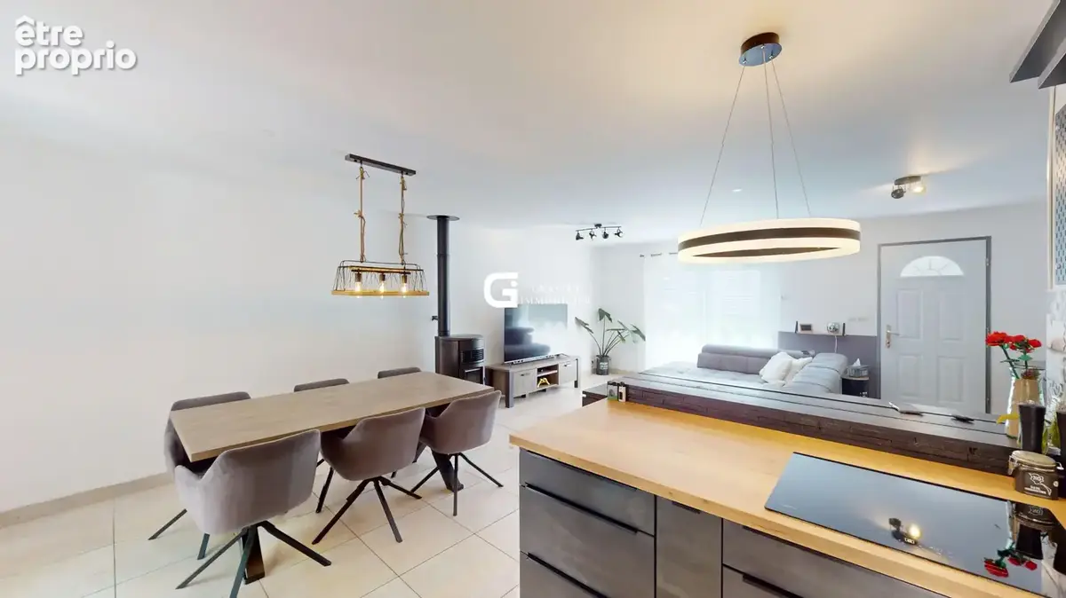 Maison Oyonnax 7 pièce(s) 110 m2 - photo 5