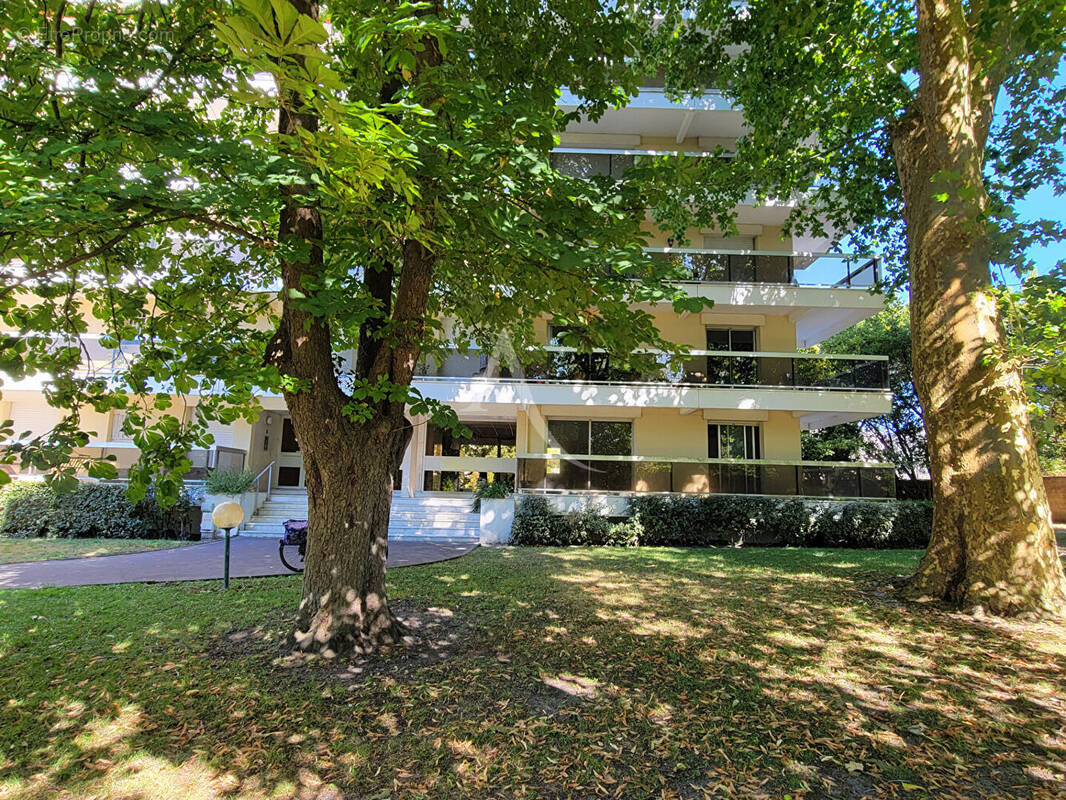 Appartement à LE BOUSCAT