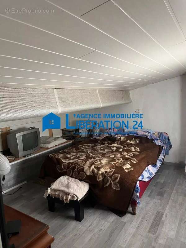 Maison à CHATEAUNEUF