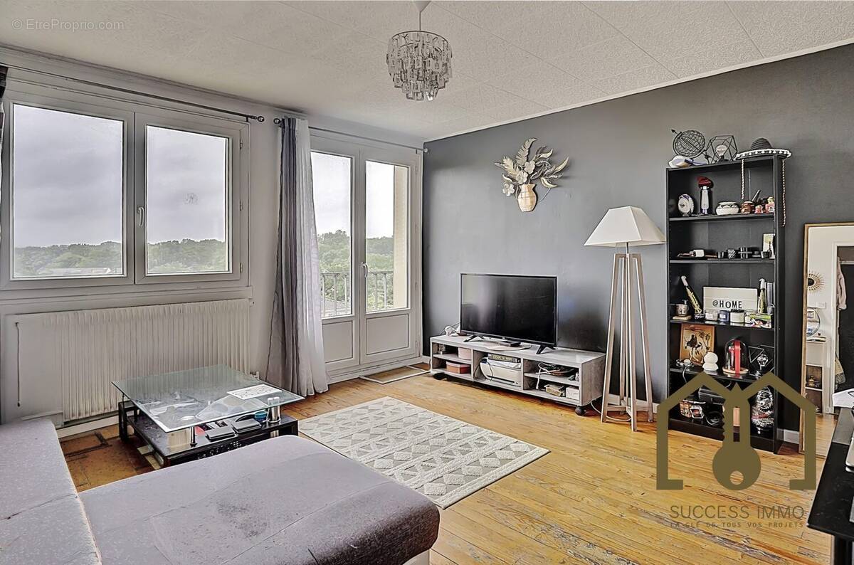Appartement à VAULX-EN-VELIN