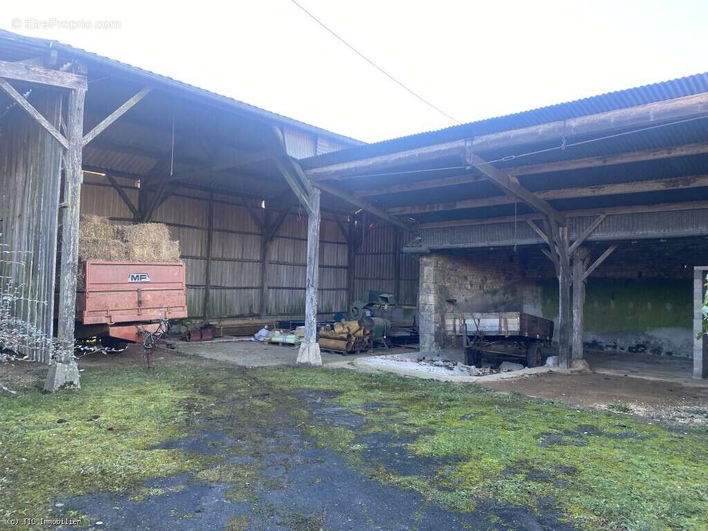 Maison à VILLEFAGNAN