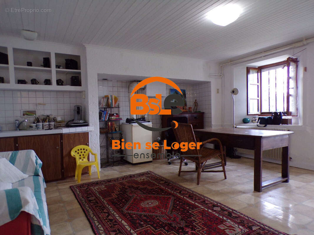 BSLE LOZERE Ferme grange terrain au calme  - Maison à TERMES