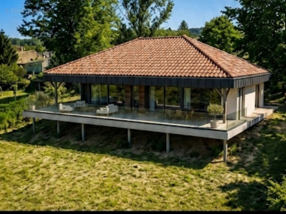 Une vue a couper le souffle !  caignac terrain 688 m2 - photo 3