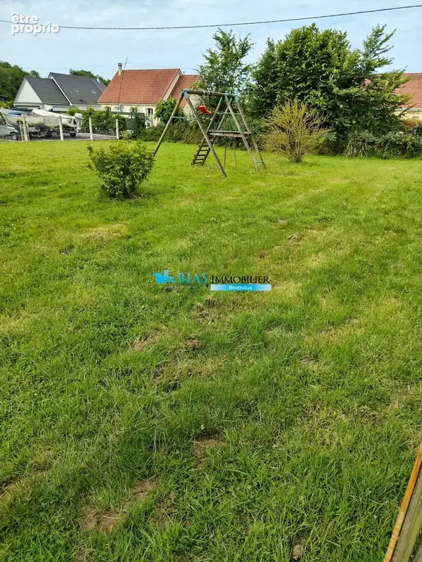 Terrain à BEUZEVILLE