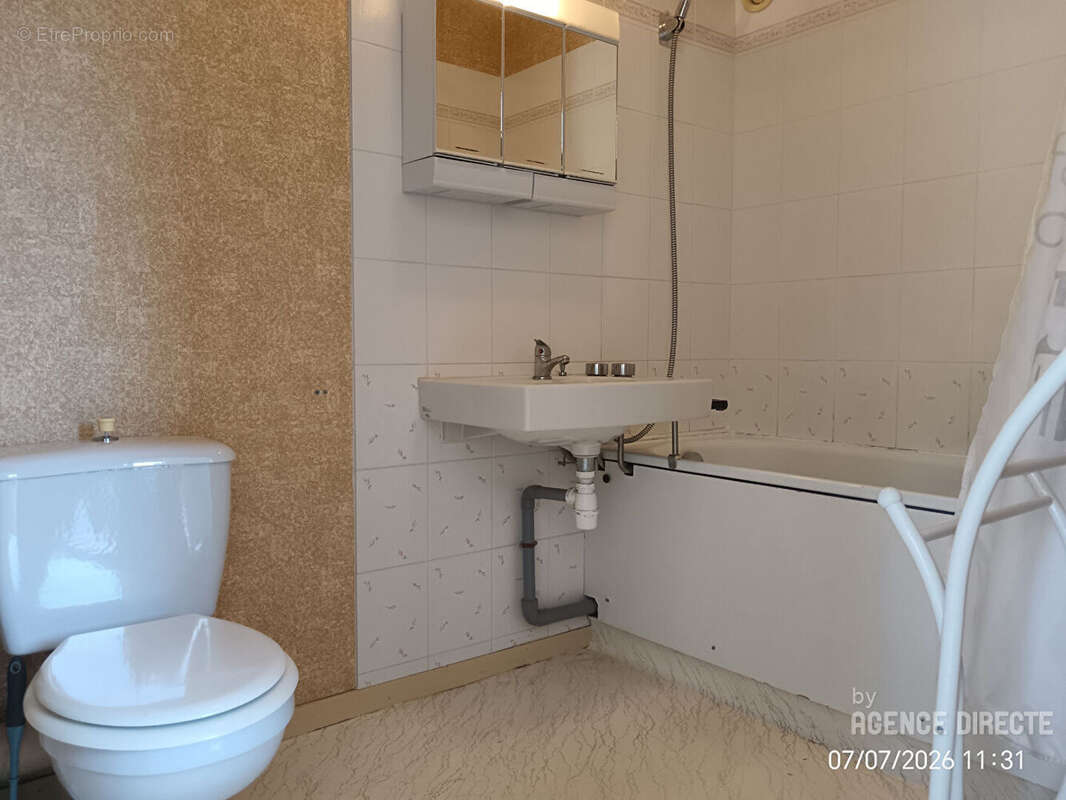 Nantes - Quai de la Jonelière - Appartement T1bis avec grand balcon et cave - photo 6