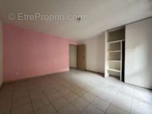 Appartement à MARSEILLE-1E