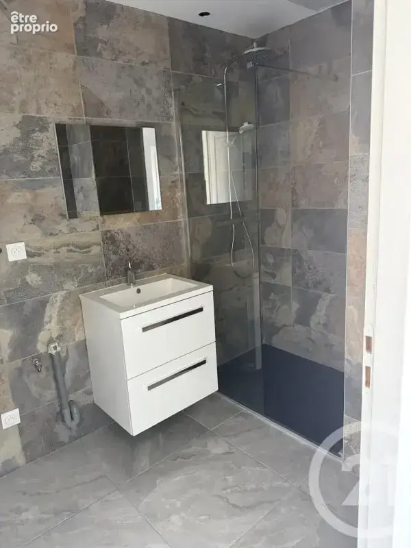 Appartement 2 pièces 56 m² à vendre à Vienne (38200) - photo 4