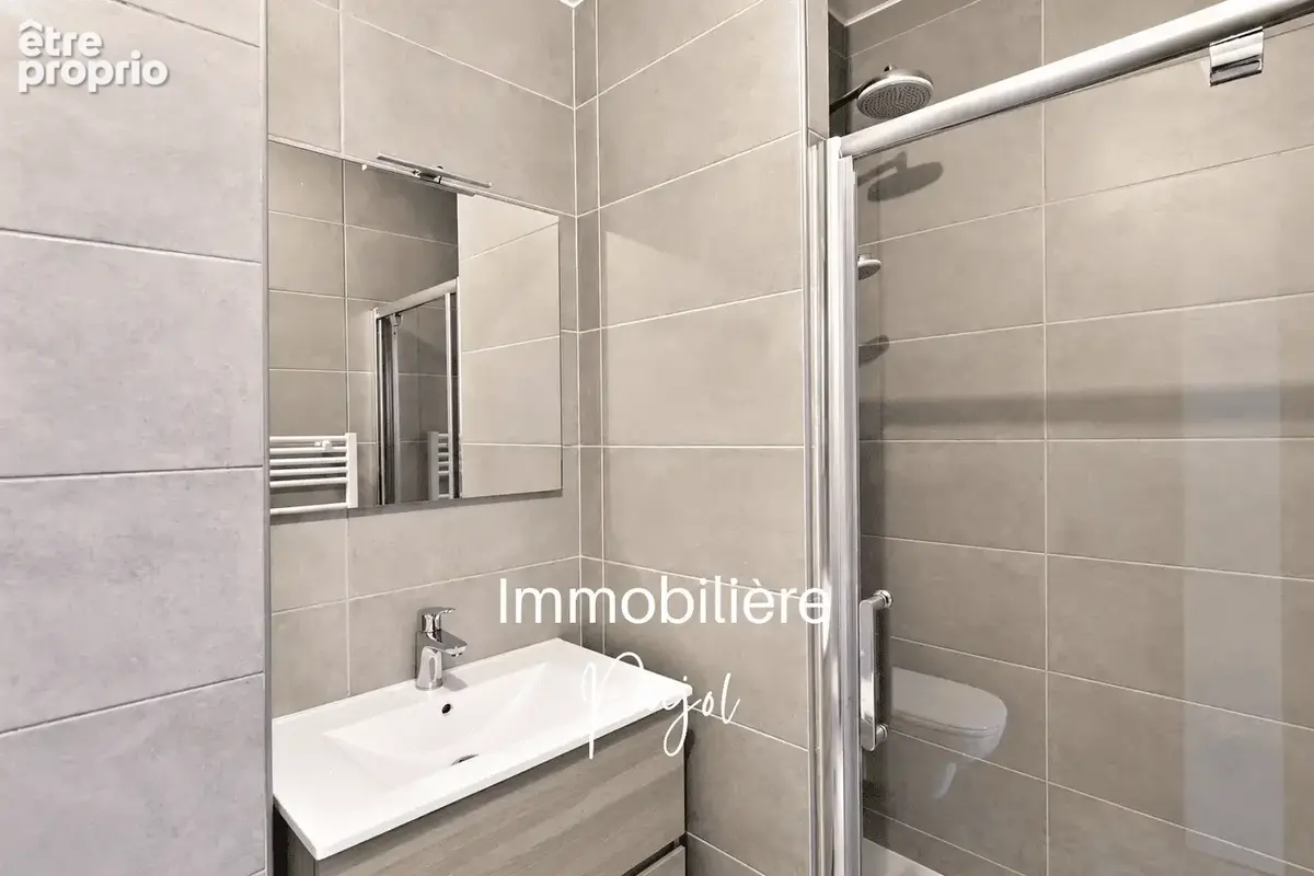THIERS 13001 - T2 entièrement rénové - photo 12