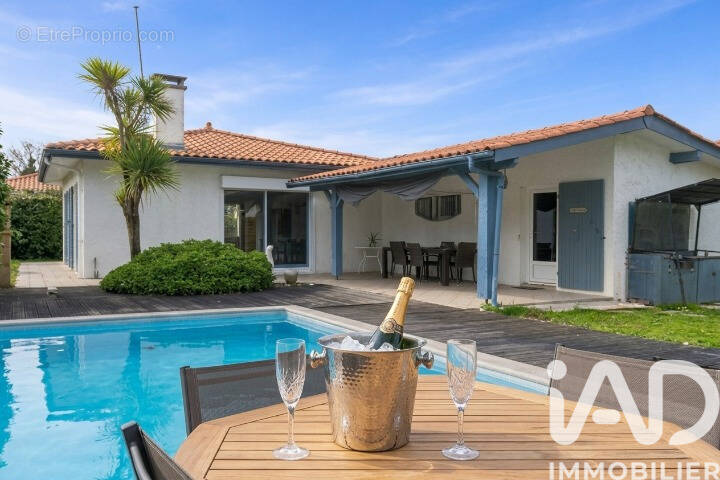 Photo 1 - Maison à LA TESTE-DE-BUCH