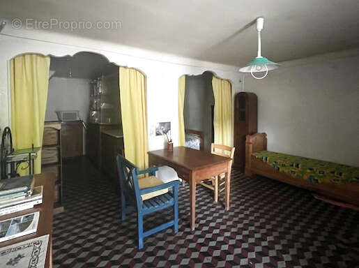 Deux appartements deux pieces avec cour interieure privee - photo 4