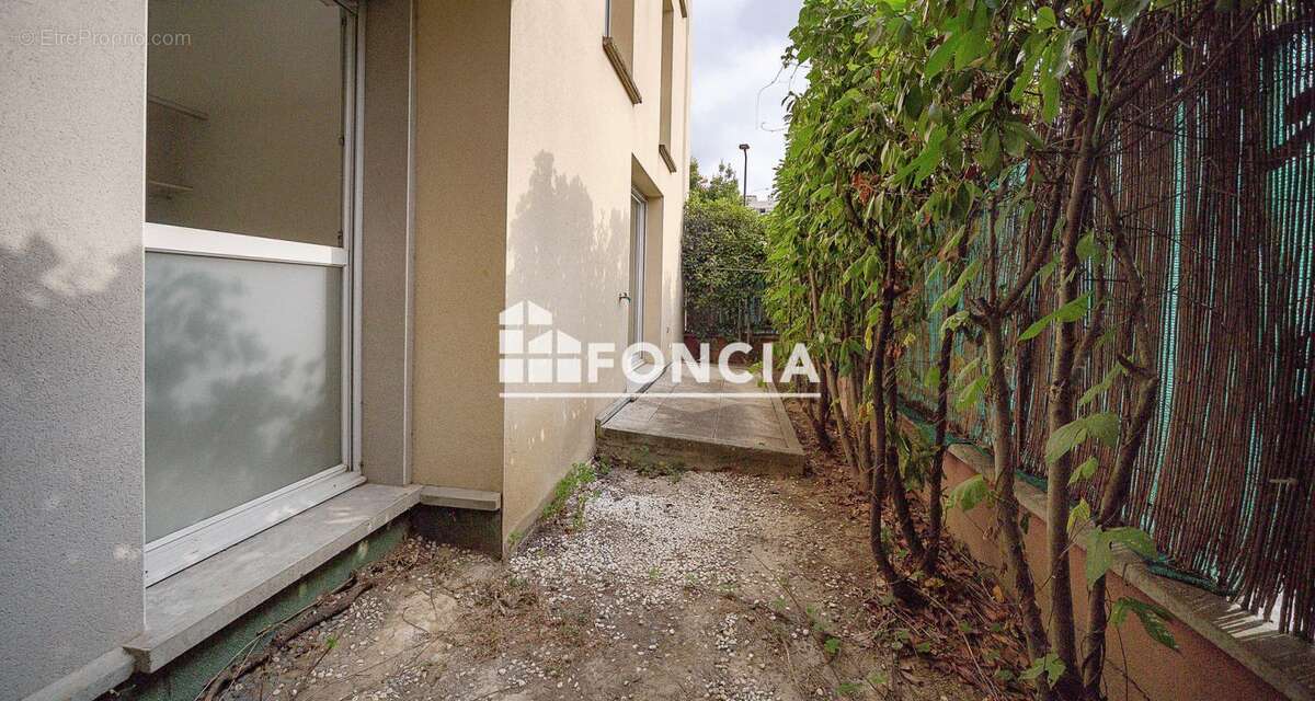 Quartier la cartoucherie - t3 + parking - vendu libre - photo 10