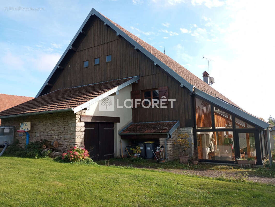 Maison à LABERGEMENT-DU-NAVOIS