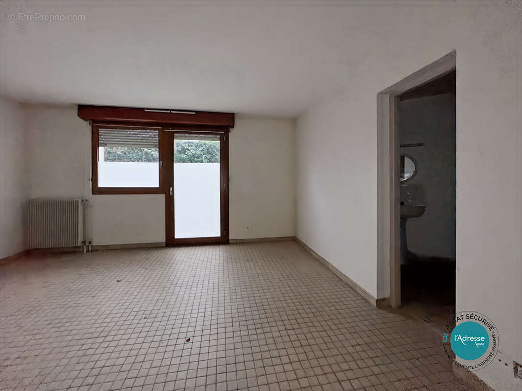 Appartement à MENNECY