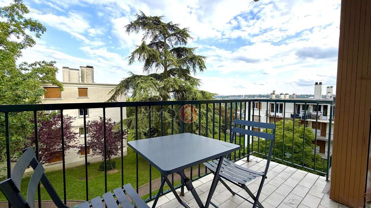 Appartement à LE RAINCY