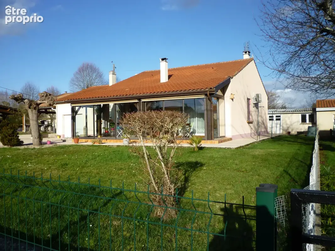À vendre   Maison de plain-pied 4 pièces   136 m2   CONDEZAYGUES (47)   238 000 € - photo 4