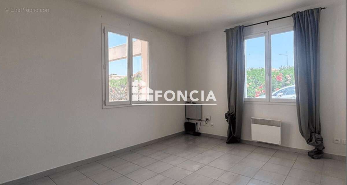 Appartement à VILLENEUVE-LES-BEZIERS