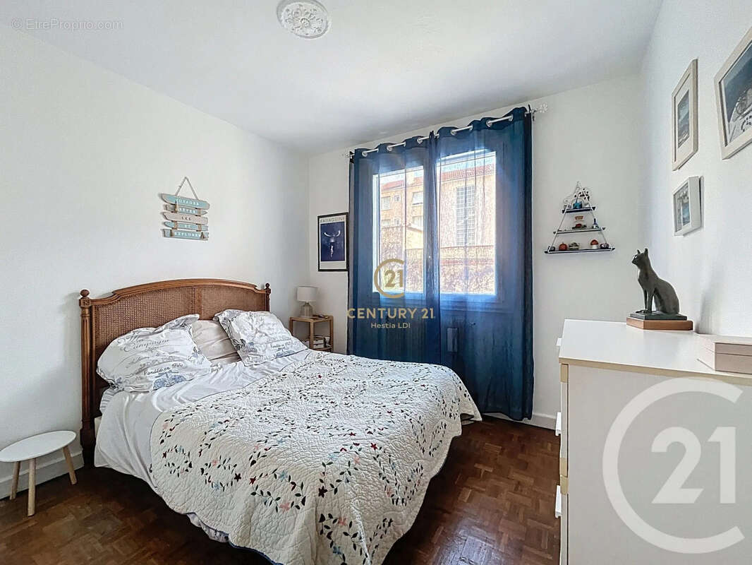 Appartement à LYON-8E