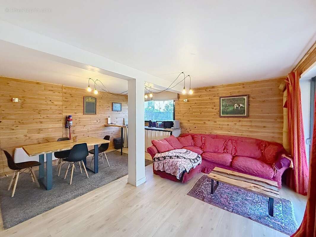 Vaste maison contemporaine dans un cadre verdoyant - photo 25