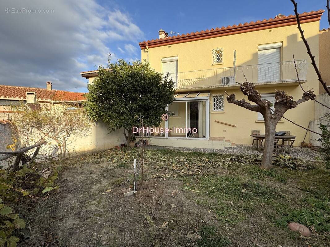 Maison à LE SOLER