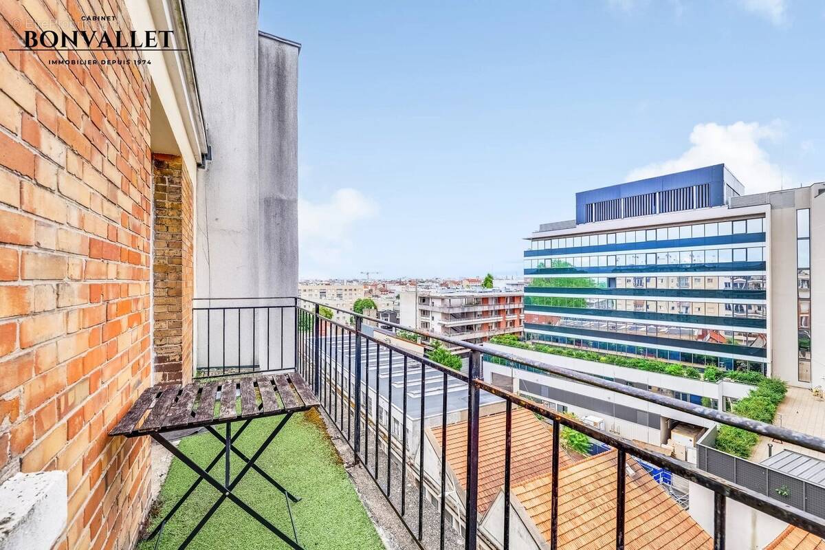 Appartement à MONTROUGE