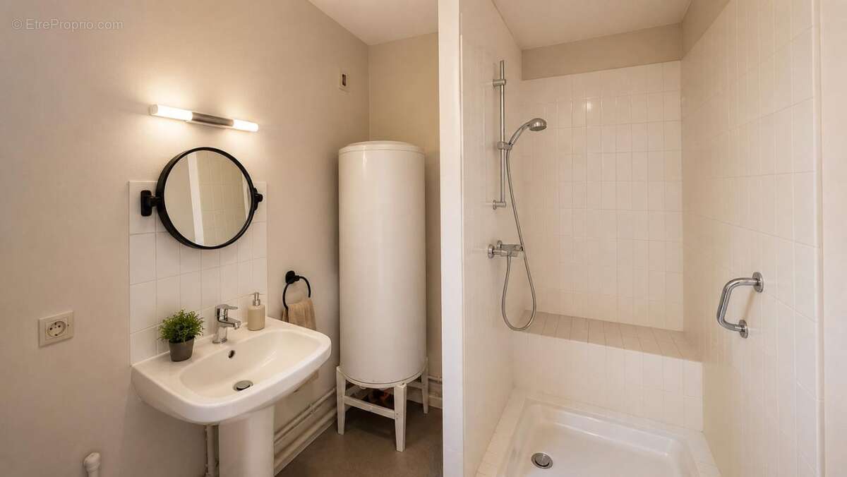 Pour investisseurs !! appartement 57 m² .t2 possibilité t3 –.hyper centre tourcoing . 69 800 € fai – rentabilité jusqu’à 14 % - photo 8
