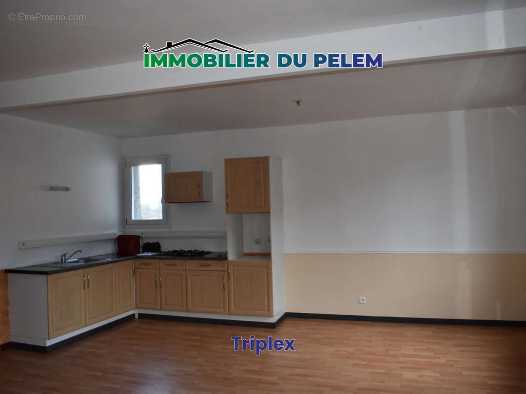 Maison à GLOMEL