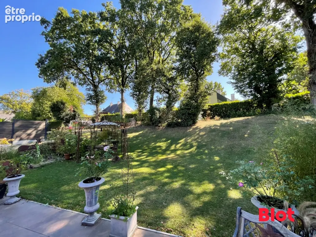 Maison 7 pièces 170 m² à vendre à Fougeres (35300) - photo 3