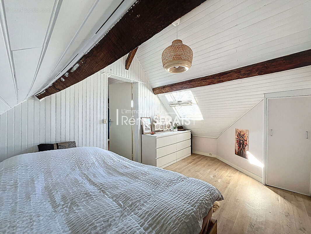 Maison à CHAMPSECRET