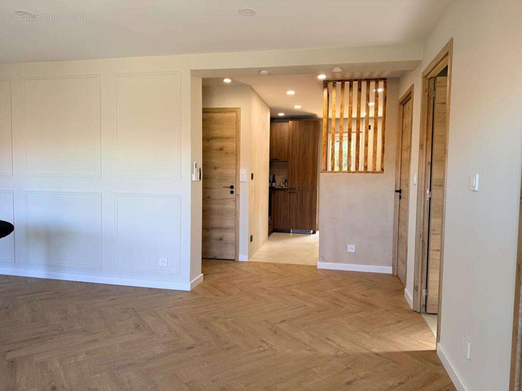 Appartement à SIX-FOURS-LES-PLAGES