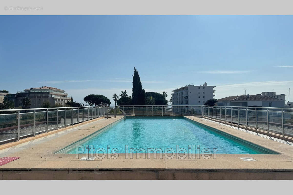 Appartement à VALLAURIS