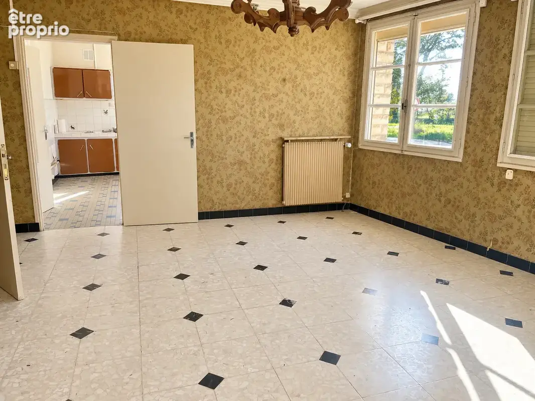 Maison ancienne avec dependances , axe mirebeau- neuville de poitou - photo 10