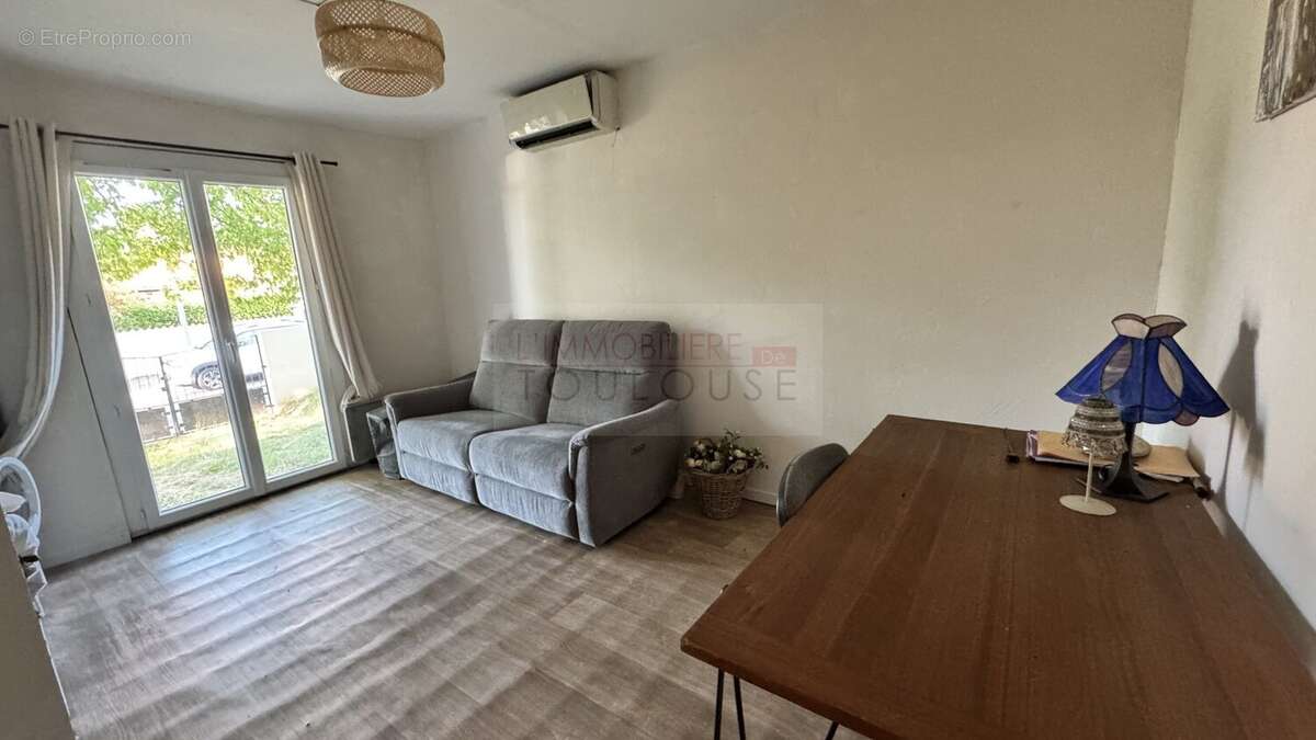 Labastide-saint-sernin  maison t4 de plain-pied avec grand jardin et garage - photo 10