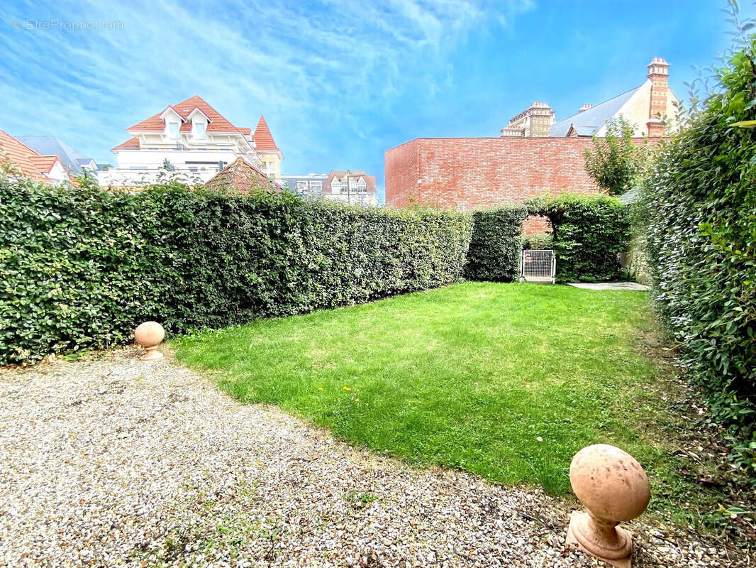 Maison à DIVES-SUR-MER