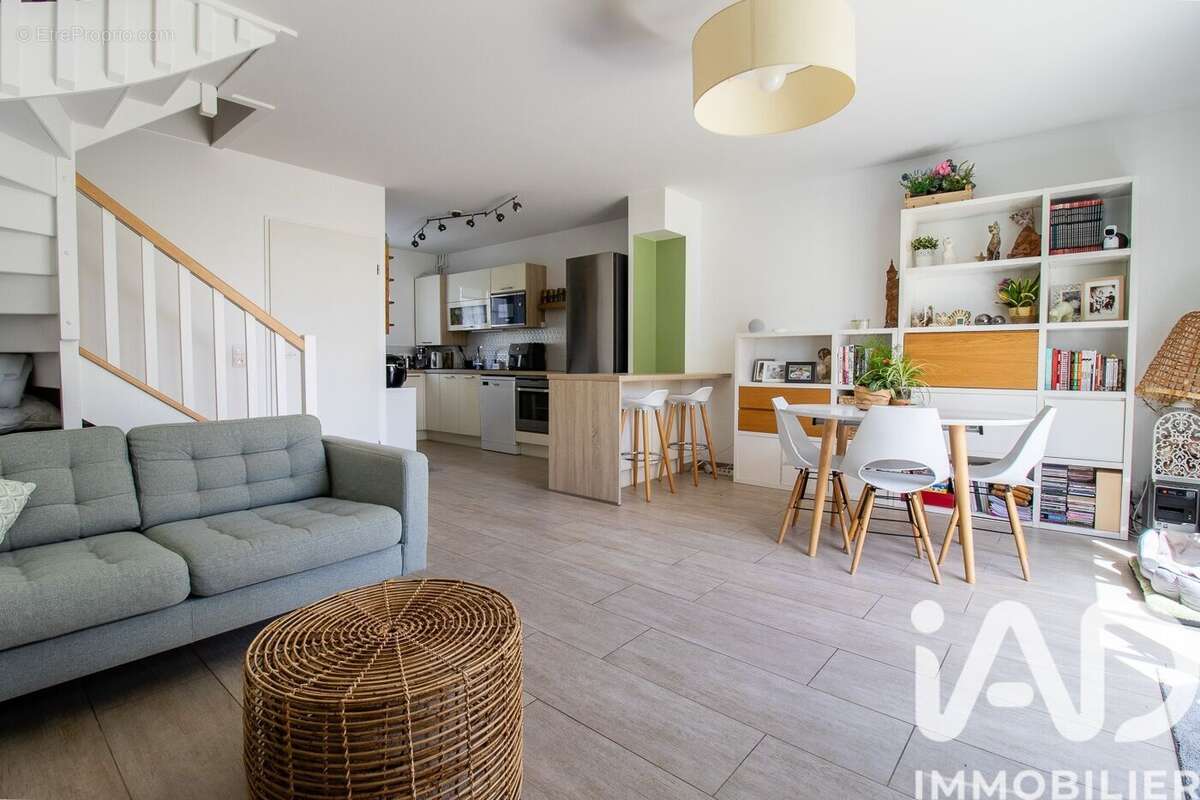 Photo 3 - Maison à GUIGNES